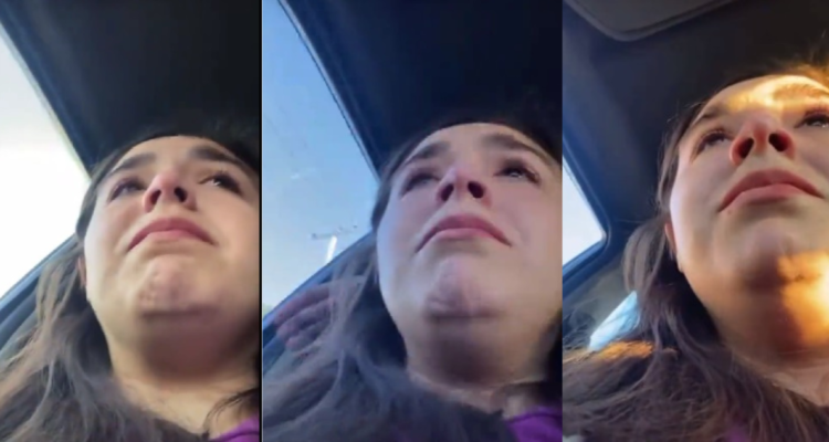 Mujer graba acoso en taxi