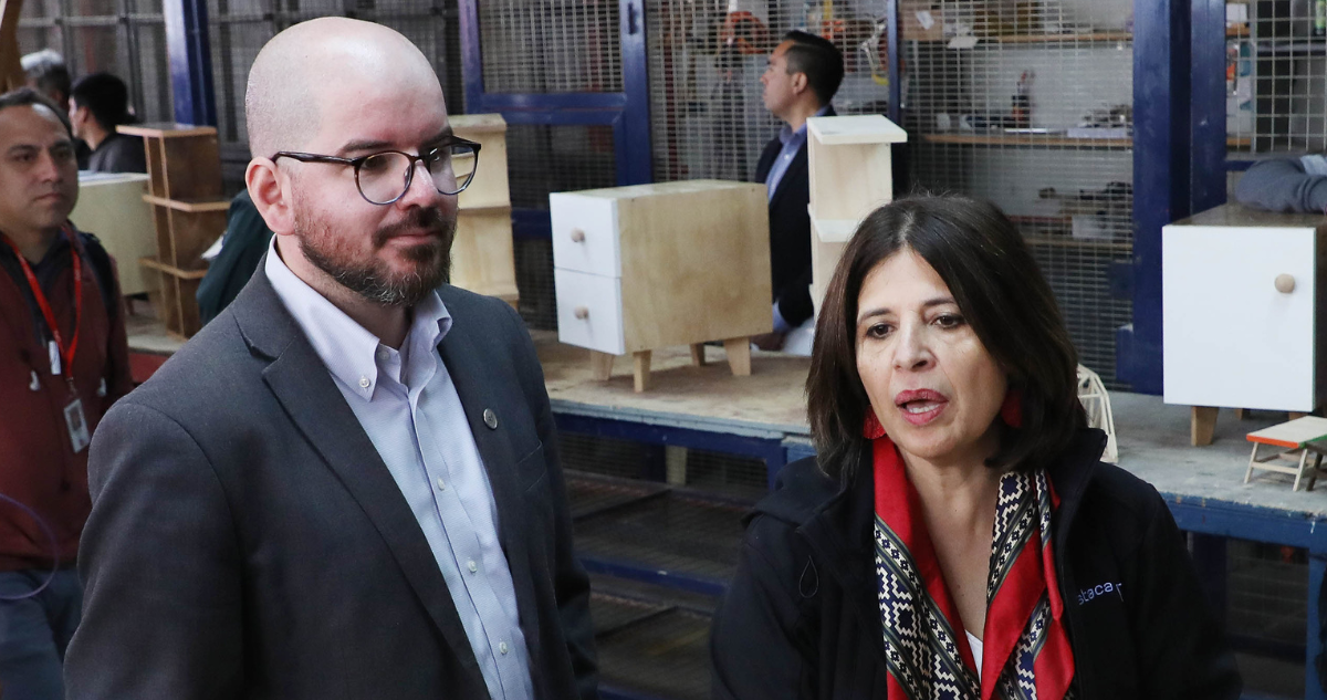 Acusación contra exministra Ríos