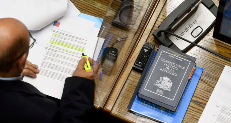 La intensa agenda legislativa que le espera al Gobierno en marzo en seguridad, economía y ayuda social