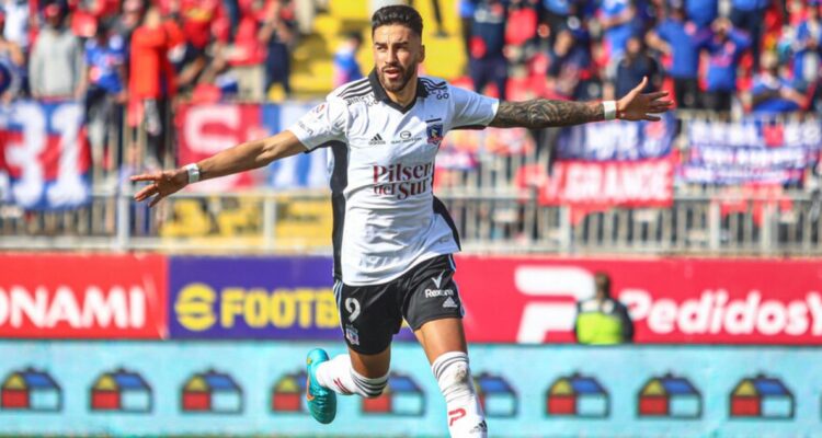 Agente de Juan Martín Lucero arremetió con todo en contra de Colo Colo.