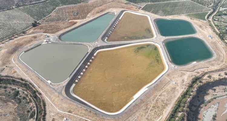 Aguas Andinas mantiene Alerta Temprana Preventiva y avisa malas condiciones en el río Mapocho