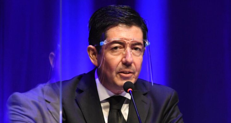 Lo mandaron a clases: declaran culpable a alcalde de Antofagasta por vulnerar derechos de trabajadores