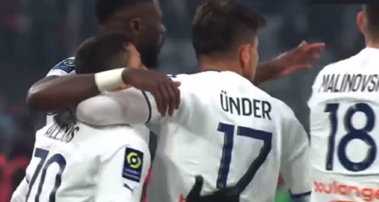 Alexis Sánchez celebra su gol ante el Mónaco en La Ligue 1