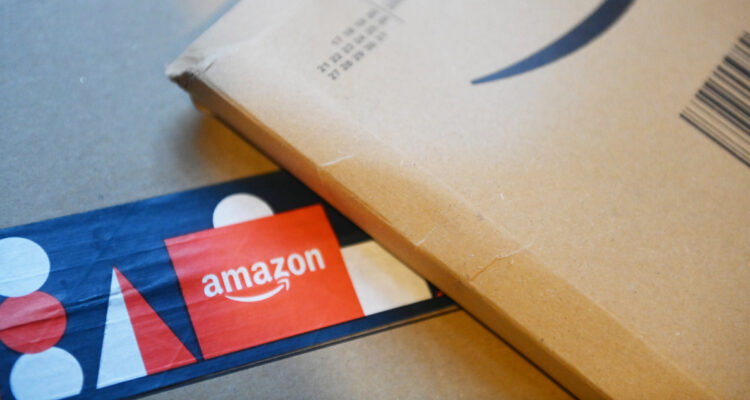 Amazon se alista a comunicarle el despido a más de 18 mil empleados