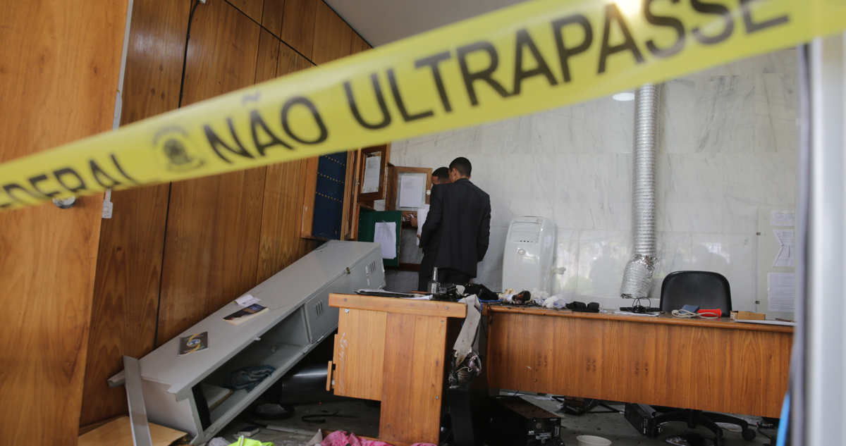 Gobierno de Lula denuncia robo de armas durante asalto al Palacio de Planalto
