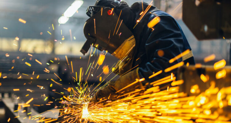Sector metalúrgico metalmecánico reporta su peor desempeño en 22 meses