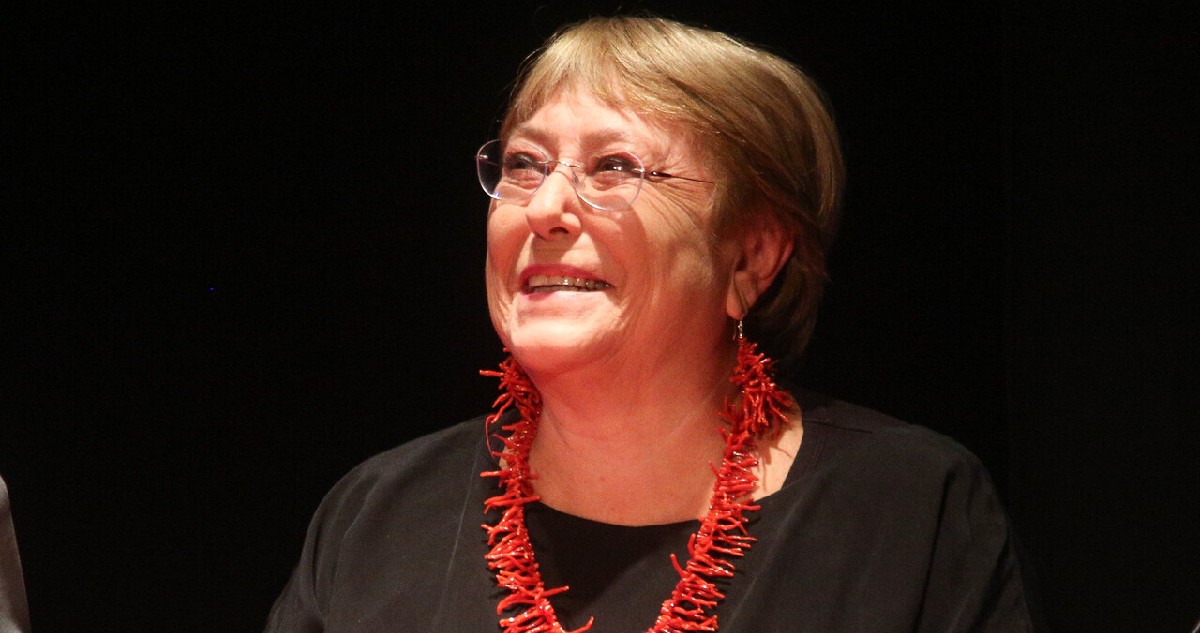 ¿Bachelet al Consejo Constitucional? Expresidenta condiciona candidatura a lista única oficialista