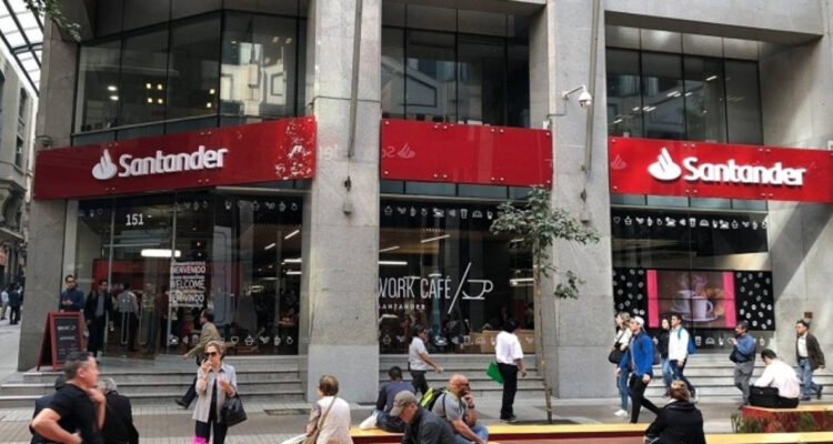 Banco Santander logra por 5to año certificación Top Employers por excelencia en condiciones laborales