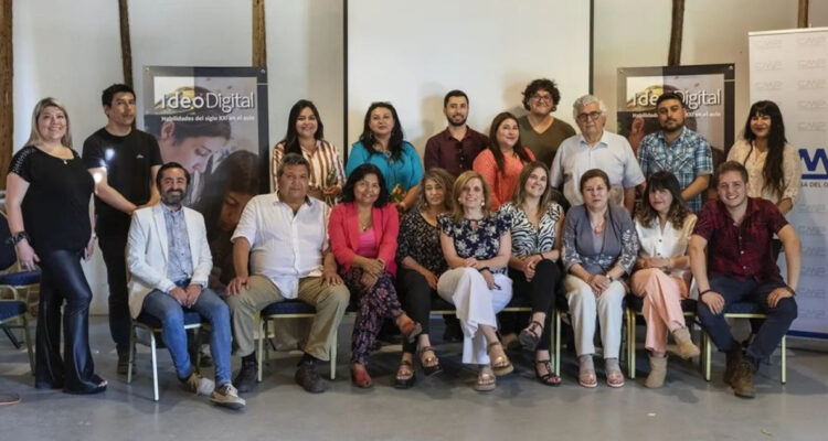 Para potenciar computación en escuelas: IdeoDigital capacita a más de 100 docentes de todo el país