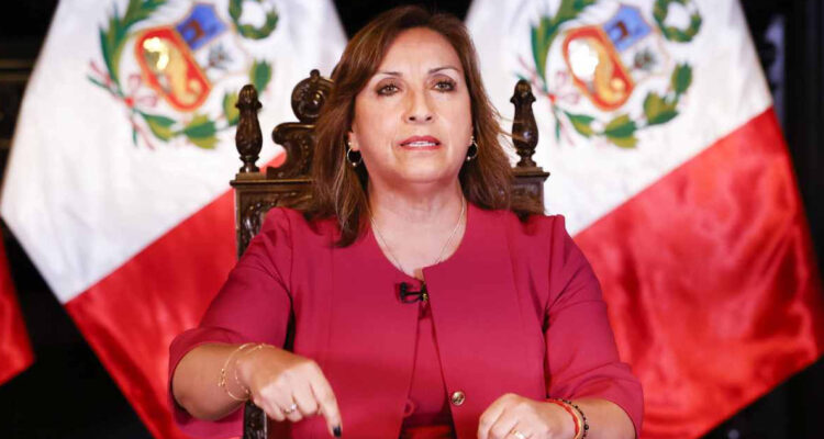 Presidenta Boluarte emplaza al Congreso a aprobar adelantar elecciones en Perú