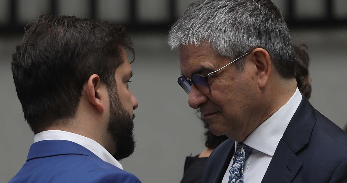 Tras una década: Gobierno logró superávit fiscal en 2022 de la mano de mayor tributación y la minería