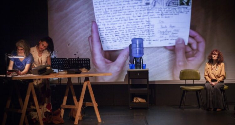 Alejandra Díaz Scharager, actriz: "'Cada vez que digo mamá' es un viaje en busca del origen"