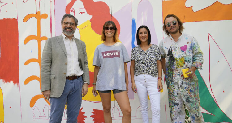Banco Santander presenta nuevo edificio corporativo en Las Condes con intervención artística