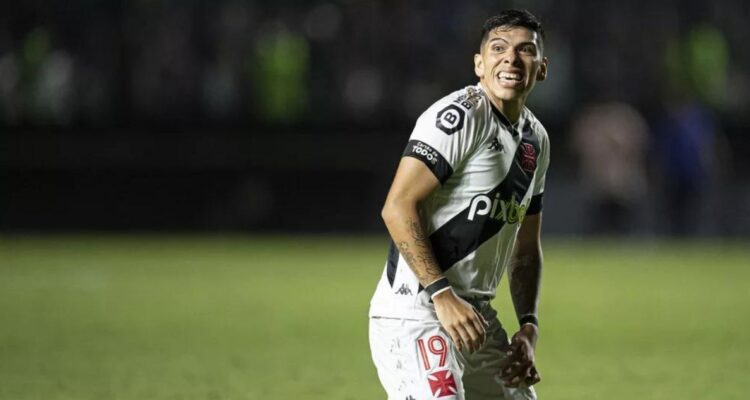 Carlos Palacios está a detalles de firmar en Colo Colo.