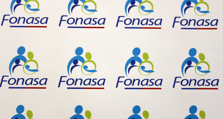 Caso Fonasa: doctora atendió casi 5 mil pacientes en 6 meses antes que la UAF alertara del mega fraude
