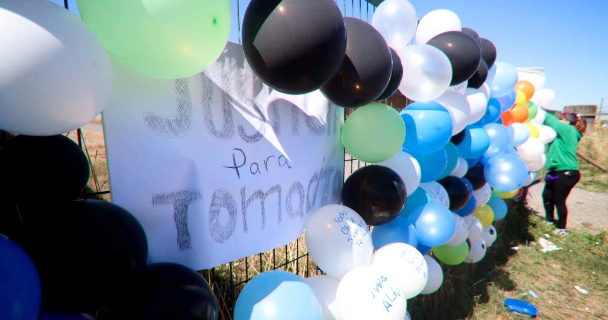 Reunión de abuela de Tomás Bravo con testigo