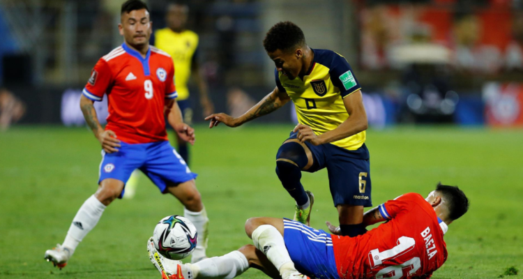 Ecuador busca revertir el dictamen de la FIFA por el caso de Byron Castillo.