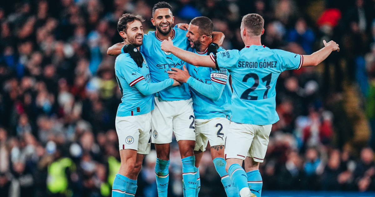 Manchester City golea y sorprende al Chelsea que no puede remontar en la Premier League.
