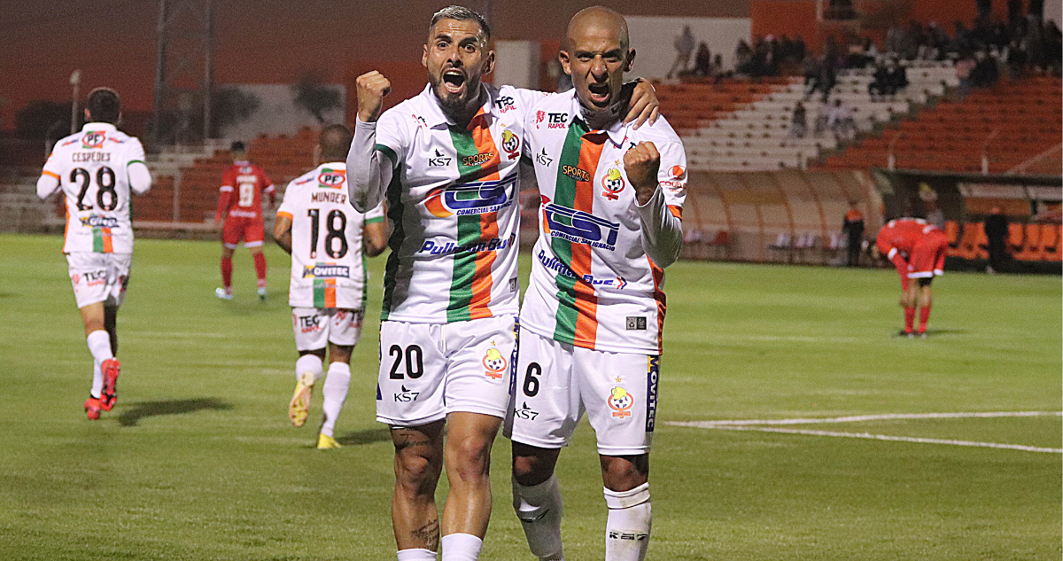 Cobresal vence a Unión la Calera en el estadio El Cobre.