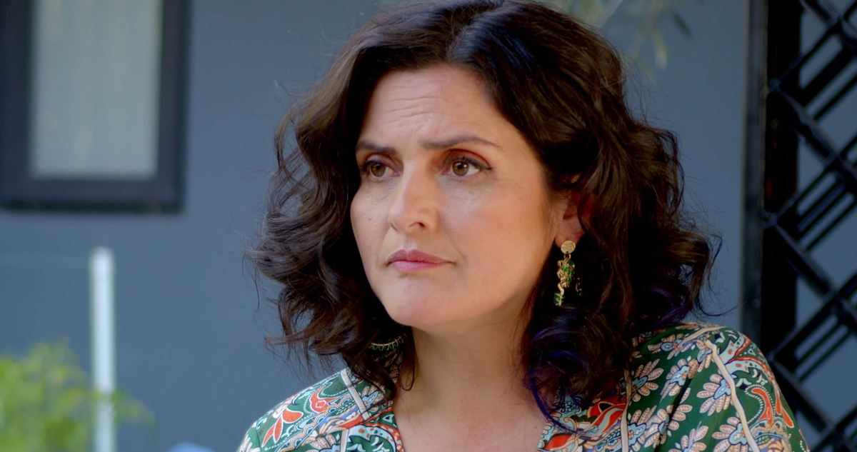 La chef Connie Achurra habla seria con Cecilia Bolocco. La también influencer se refirió al abuso que sufrió a los 13 años.