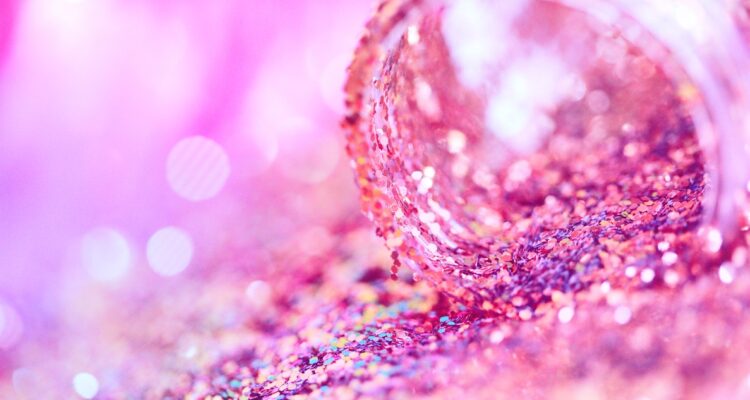 La “conspiración del glitter” sigue despertando interés