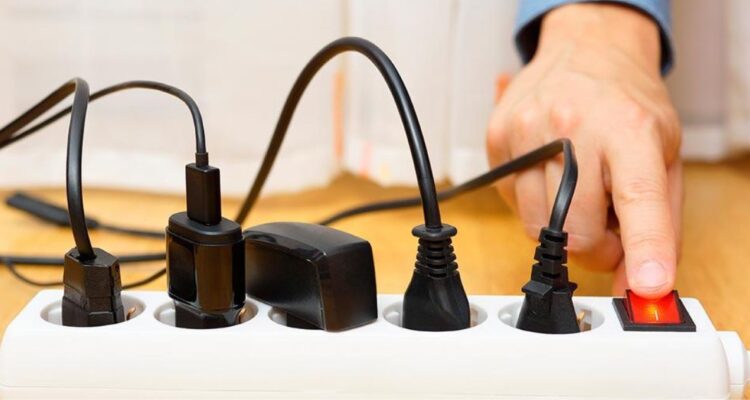 Cuáles son los aparatos electrónicos que más consumo de energía tienen en verano