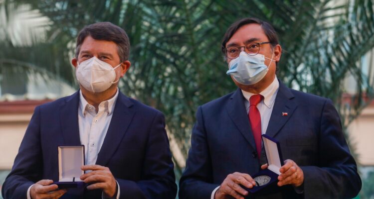 Contraloría envía a Fiscalía antecedentes por clases de zumba y spinning en gestión de Felipe Guevara