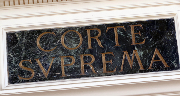 Corte Suprema GNL Talcahuano