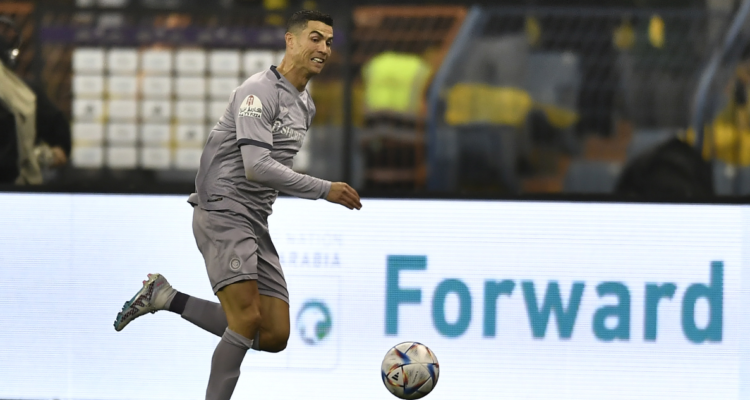 Cristiano Ronaldo sufre tras la caída del Al-Nassr en Arabia Saudita.