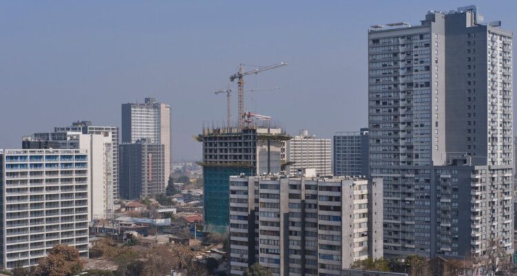 Crisis en la construcción: ¿Qué pasará cuando las personas quieran comprar y no existan proyectos?