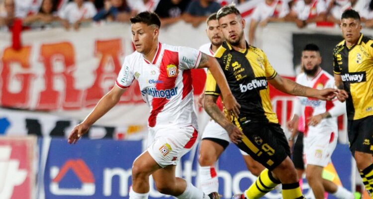 Curicó Unido venció a Coquimbo por el Campeonato Nacional.