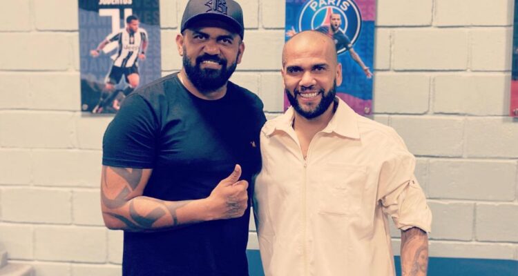 La férrea defensa de su hermano a Dani Alves: “Cayó en una trampa”