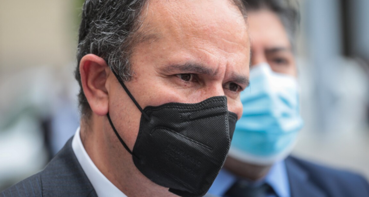 Presentan denuncia por acoso laboral contra gobernador Rodrigo Díaz