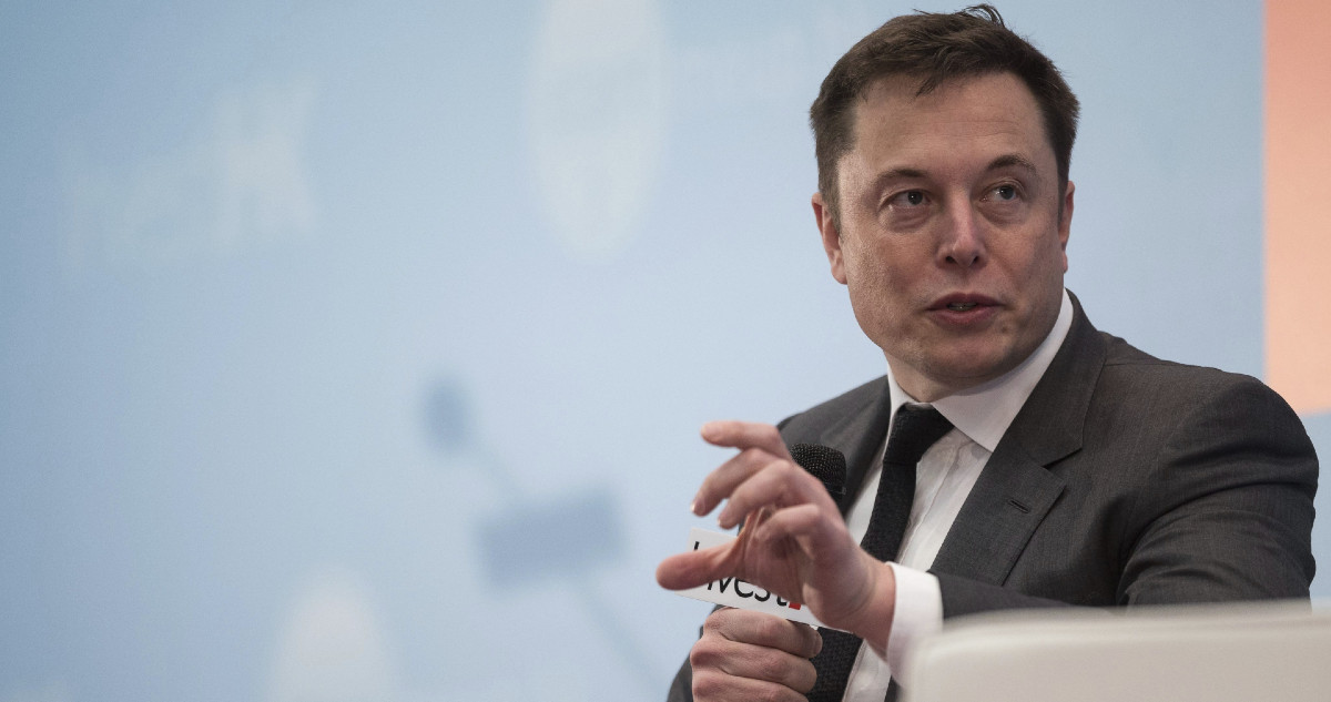 Elon Musk busca que las empresas automotrices regresen a publicitar en Twitter