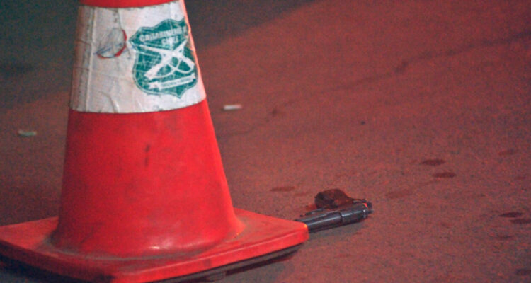 Carabinero repelió a balazos encerrona en Puente Alto dejando un delincuente fallecido