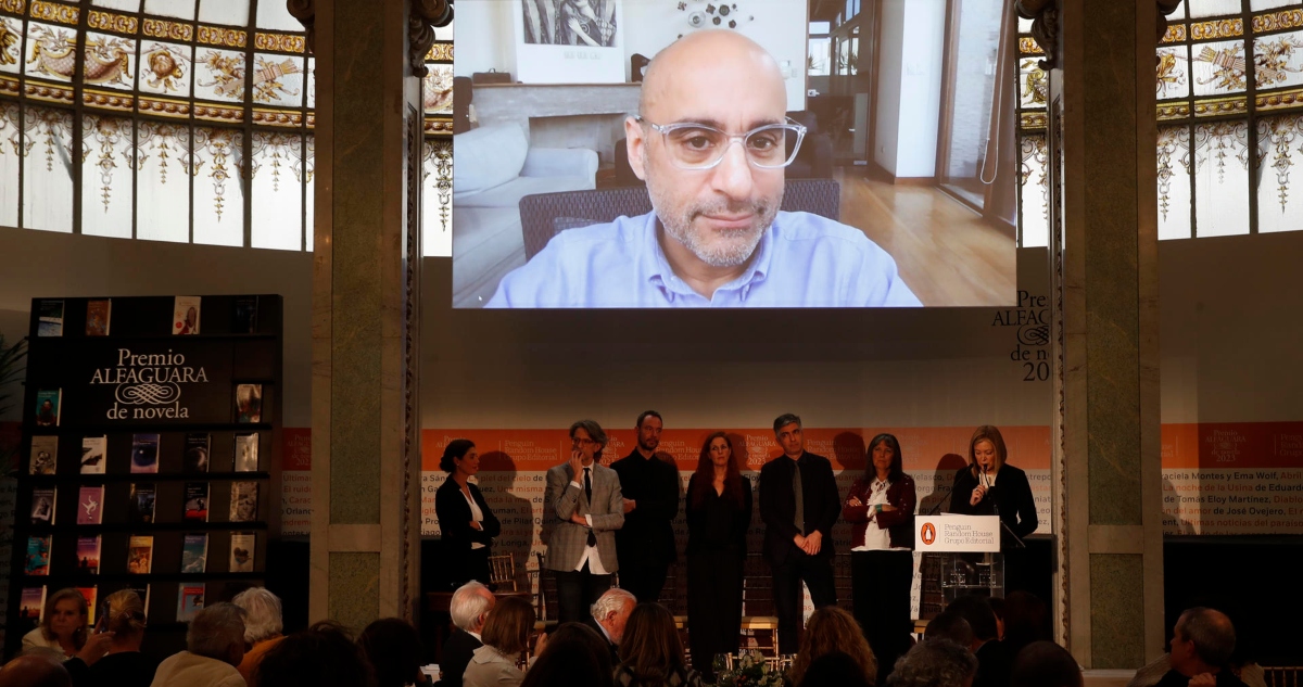 Escritor peruano Gustavo Rodríguez es el ganador del Premio Alfaguara de Novela 2023