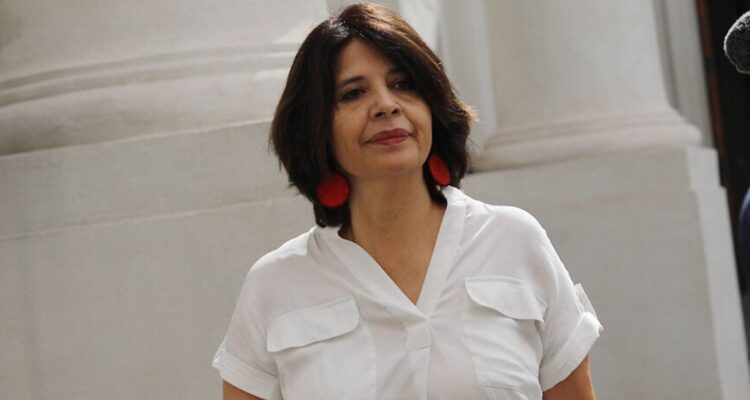 Comisión revisora rechaza AC contra exministra Ríos y llegará a la Cámara con informe negativo