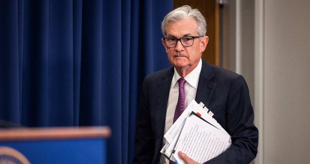Fed defiende su trabajo contra la inflación y la autonomía de la política monetaria