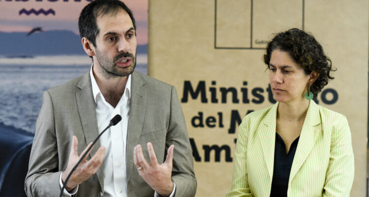 Foto contexto medidas económicas por Dominga