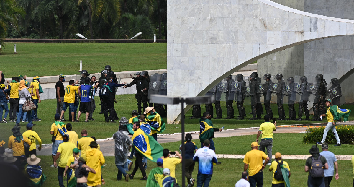 Bolsonaristas buscan golpe de Estado en Brasil: invaden Palacio de Gobierno, Congreso y Corte Suprema