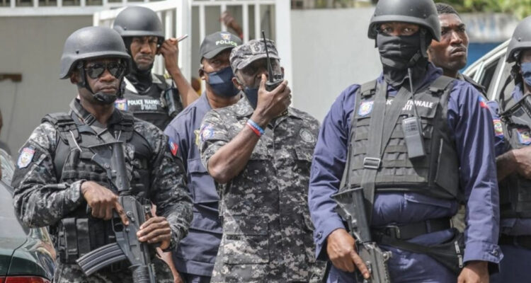 Haití: policías armados atacan residencia privada del primer ministro