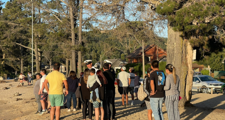 Encuentran poleron y billetera de padre desaparecido en Pingueral