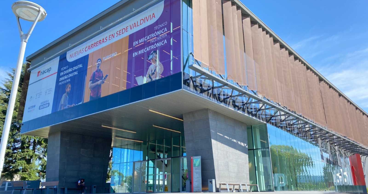 Inacap refuerza su oferta en Valdivia con múltiples carreras nuevas para su CFT e IP