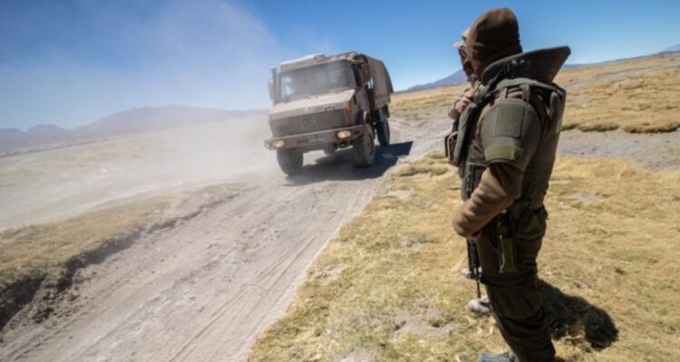 Despachan proyecto de infraestructura crítica y FFAA podrán colaborar en el control de las fronteras