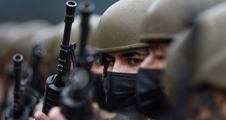 Infraestructura crítica: oposición presiona para tramitar reglas de uso de la fuerza para militares