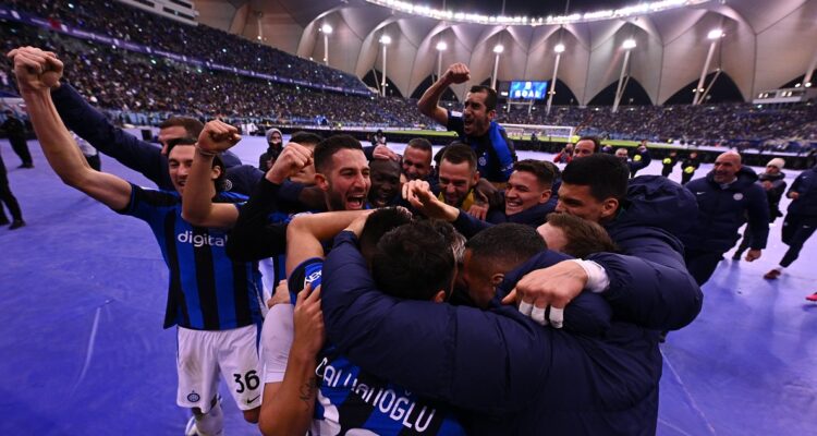 El Inter se quedó con clásico ante AC Milan y se coronó en Supercopa de Italia