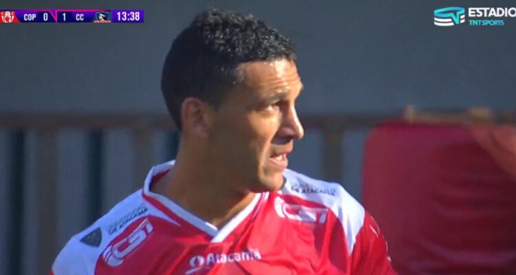 Isaac Díaz realizó un comentado gesto a los hinchas de Colo Colo.