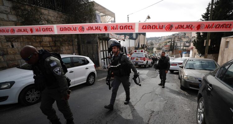 Iglesias de Jerusalén piden detener violencia entre israelíes y palestinos