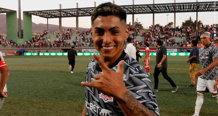 Jordhy Thompson empieza a hacerse notar en Colo Colo