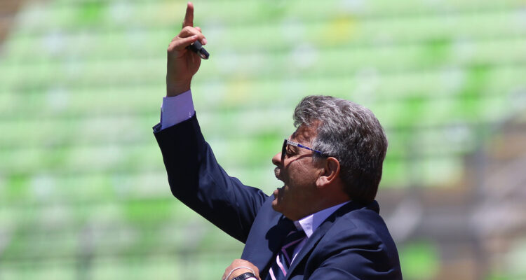 Jorge Garcés reveló que maneja oferta para volver a dirigir